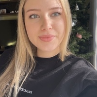 Lana R.