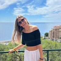 Lena B.