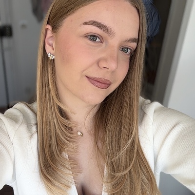 Ivana U.